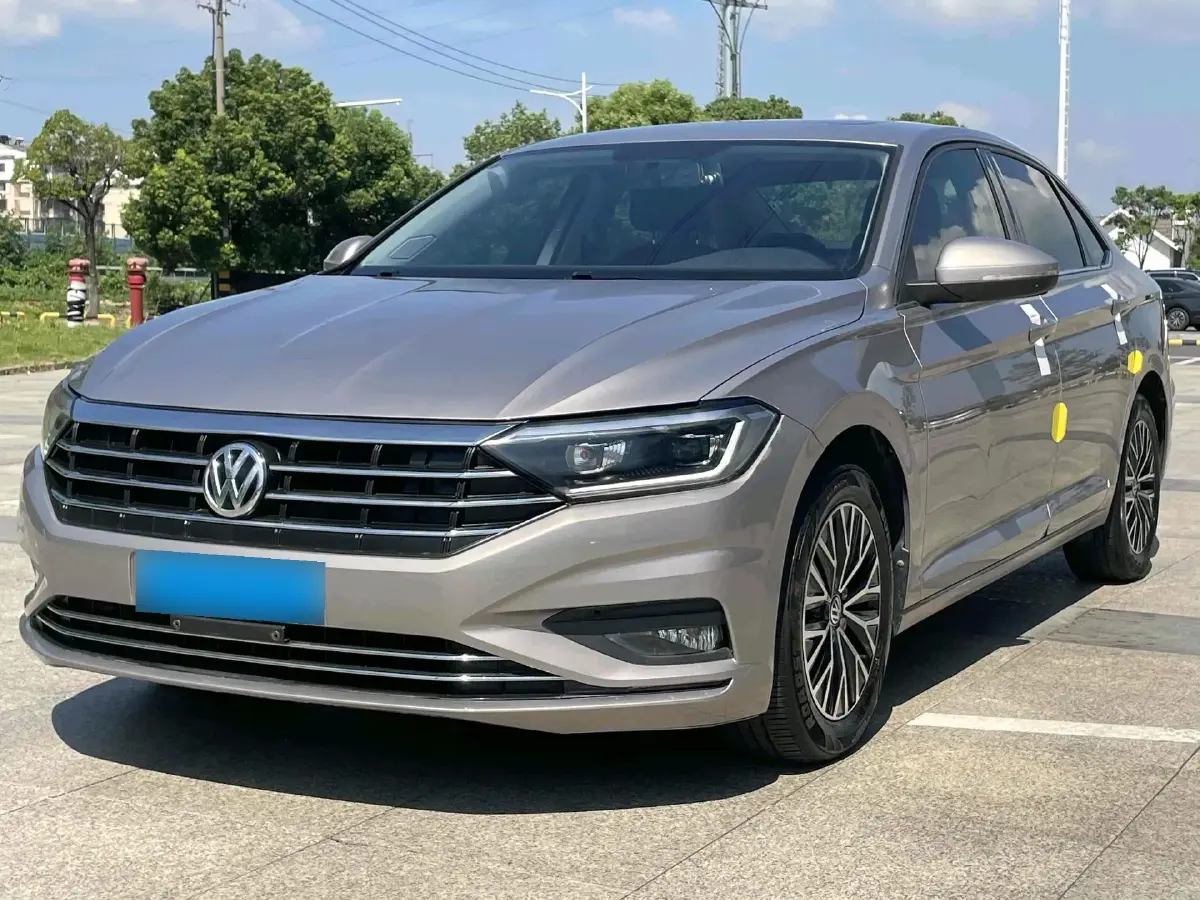 2019 Volkswagen Sagitar 1.4T 150HP L4 7DCT