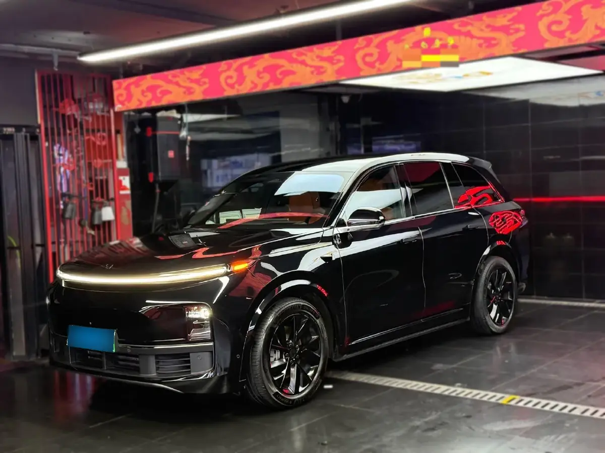 2023 Li L8 Range Extended 154HP REEV 40.9KWH