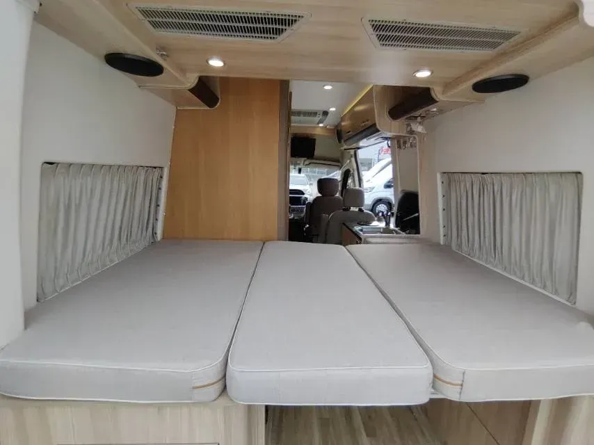 2019 MAXUS V80 RV,autocango,china used car exporter,china ev exporter,chinese used car exporter,chinese used ev exporter