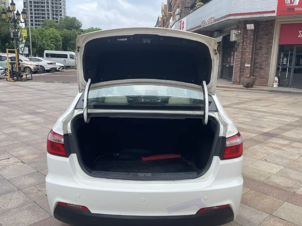 2016 ChangAn Alsvin V7 1.6L 124HP L4 4AT,autocango,china used car exporter,china ev exporter,chinese used car exporter,chinese used ev exporter