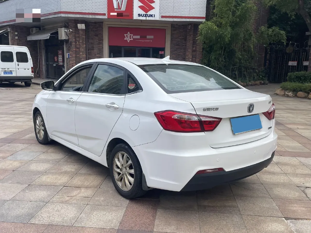 2016 ChangAn Alsvin V7 1.6L 124HP L4 4AT,autocango,china used car exporter,china ev exporter,chinese used car exporter,chinese used ev exporter
