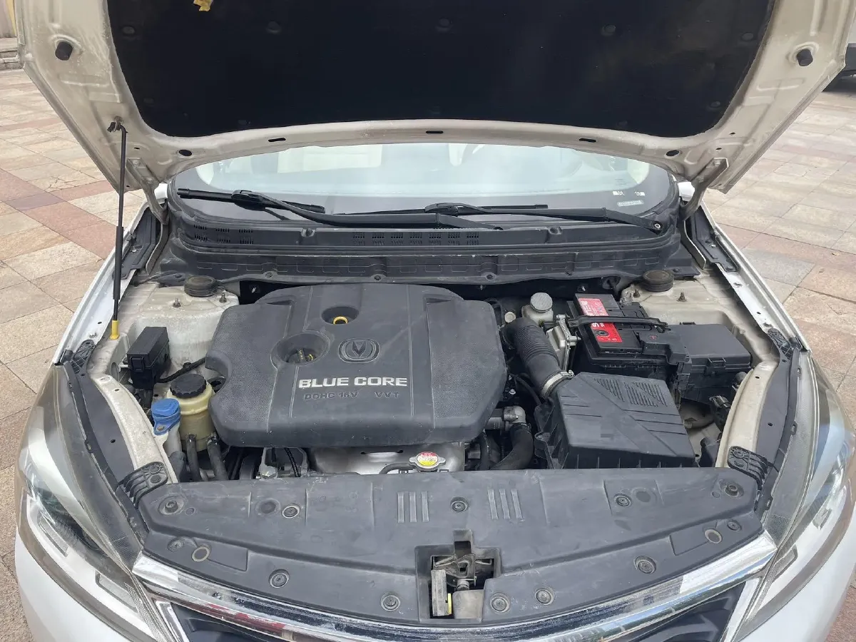 2016 ChangAn Alsvin V7 1.6L 124HP L4 4AT,autocango,china used car exporter,china ev exporter,chinese used car exporter,chinese used ev exporter