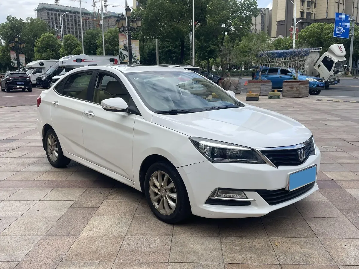 2016 ChangAn Alsvin V7 1.6L 124HP L4 4AT,autocango,china used car exporter,china ev exporter,chinese used car exporter,chinese used ev exporter