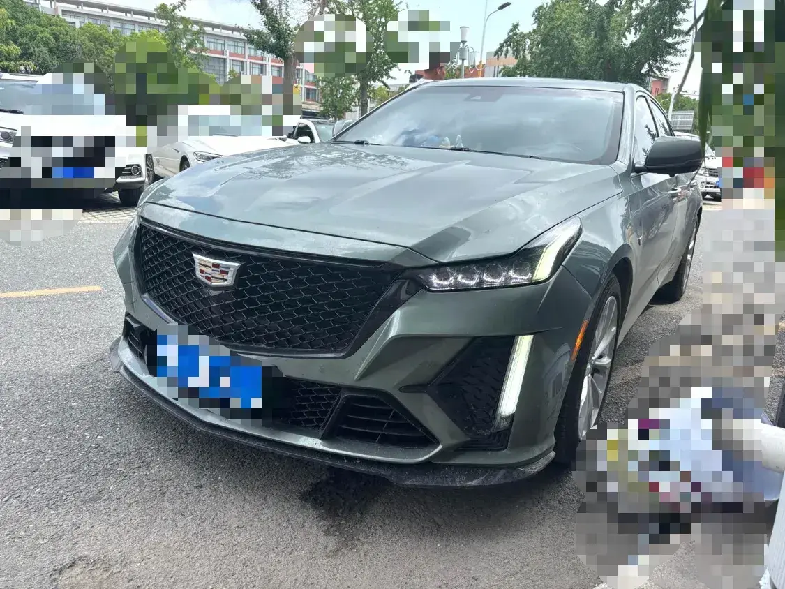 2023 Cadillac CT5 2.0T 237HP L4 10AT