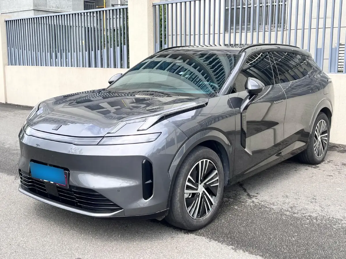 2023 LYNK&CO 08 EM-P 1.5T 163HP L4 3DHT PHEV 21.2KWH