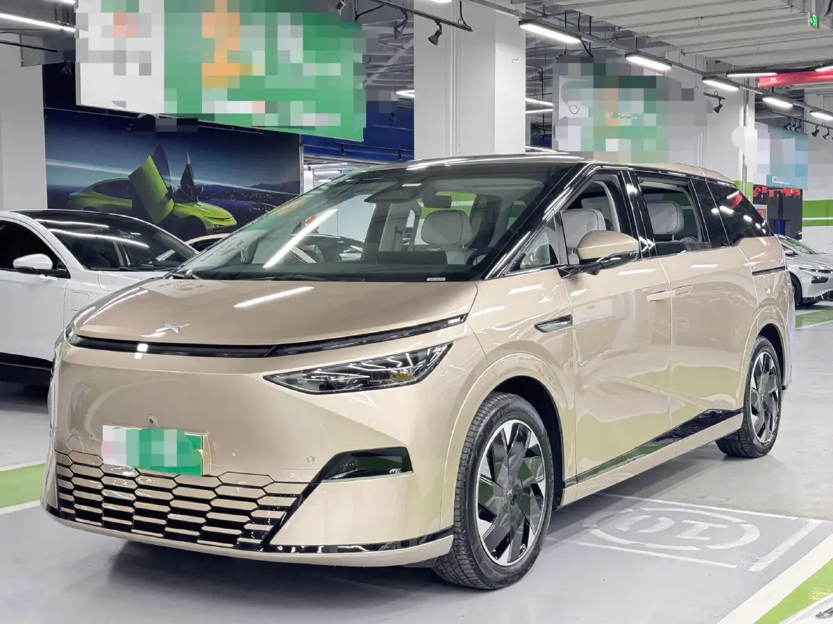 2024 Xpeng X9 BEV 101.5KWH