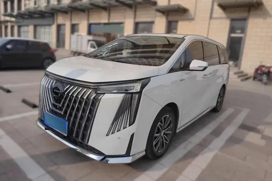 2023 GAC Trumpchi M8 2.0T 252HP L4 8AT