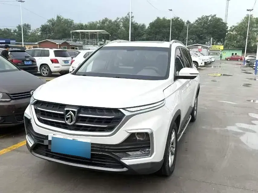 2018 BaoJun 530 1.5T 150HP L4 6MT