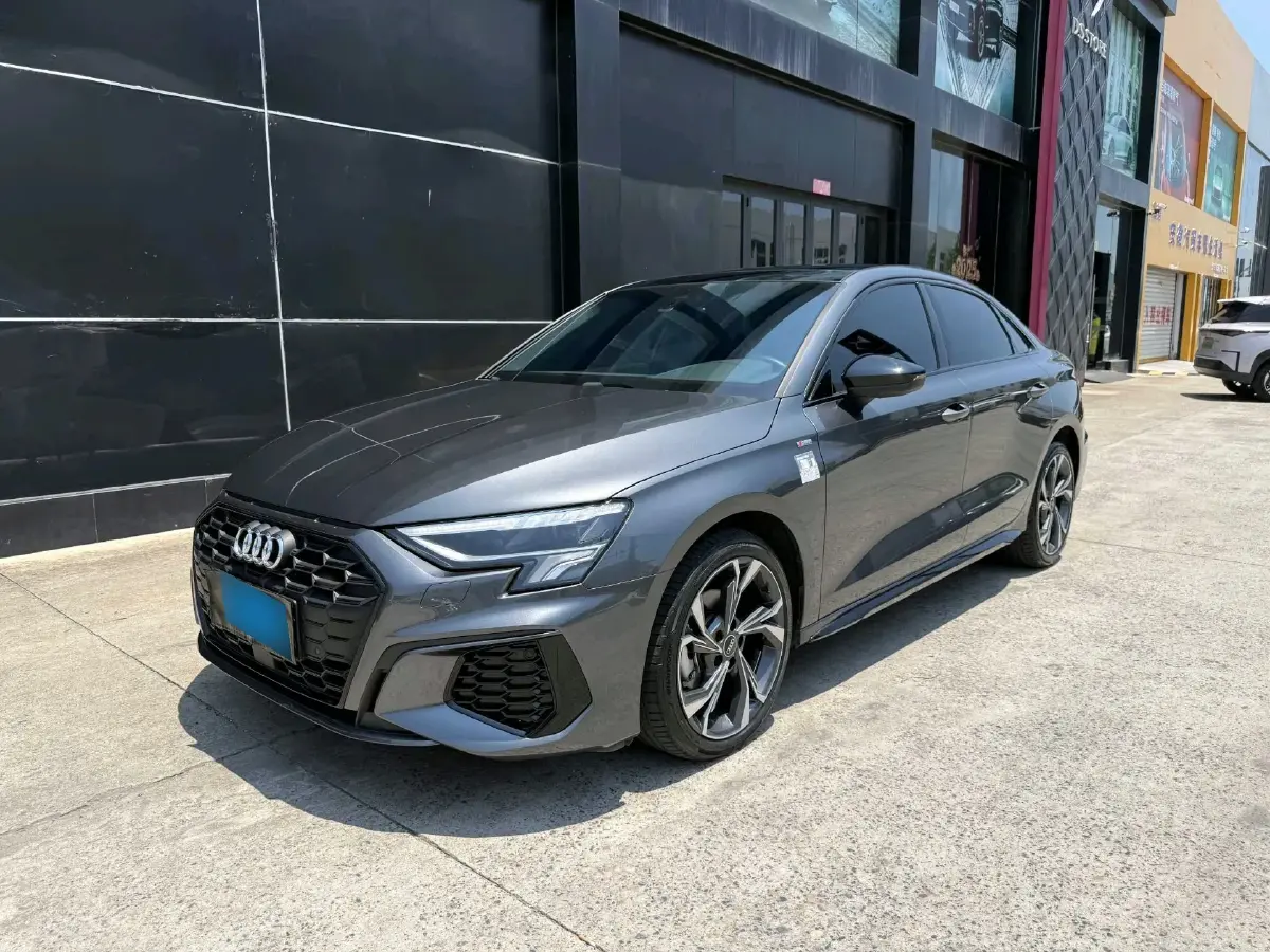2022 Audi A3 1.4T 150HP L4 7DCT