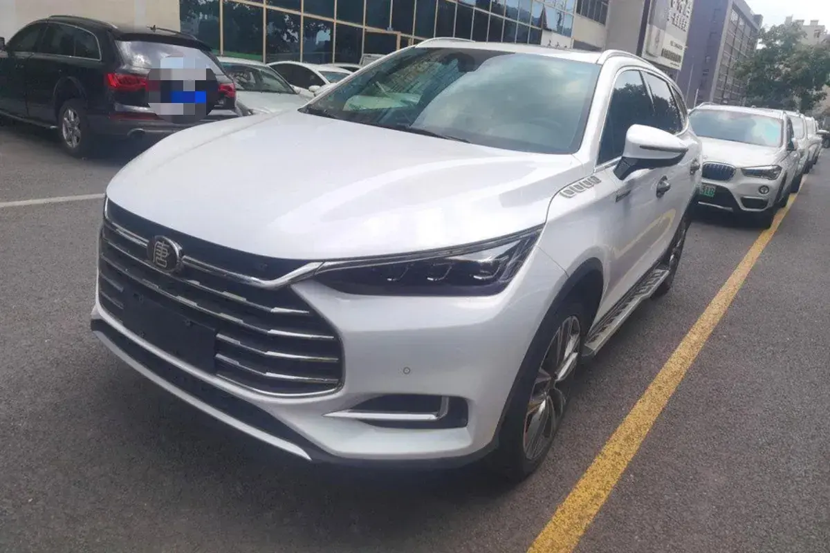 2018 BYD Tang 2.0T 205HP L4 6AT