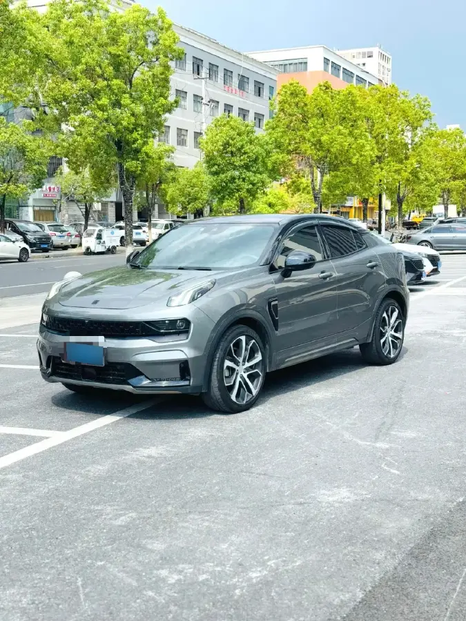 2020 LYNK&CO 05 2.0T 254HP L4 8AT