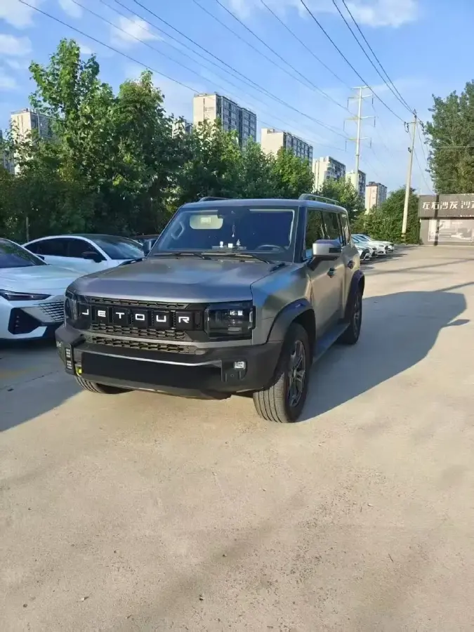 2023 Jetour Traveller 2.0T 254HP L4 7DCT