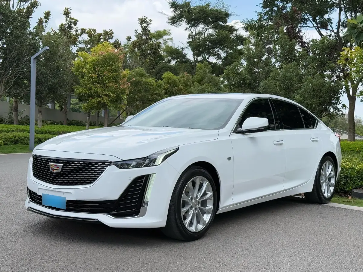 2020 Cadillac CT5 2.0T 237HP L4 10AT