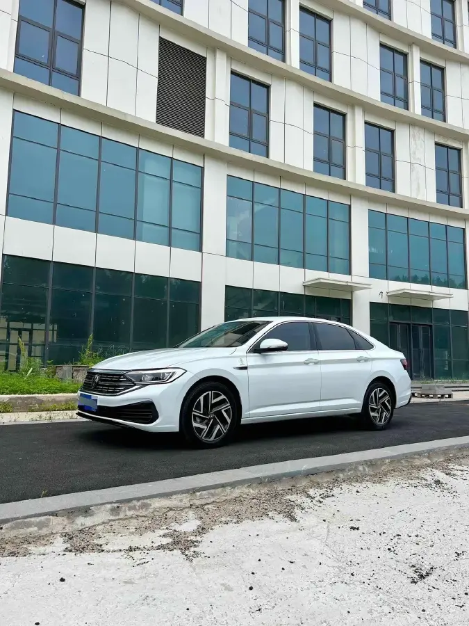 2024 Volkswagen Sagitar 1.5T 160HP L4 7DCT