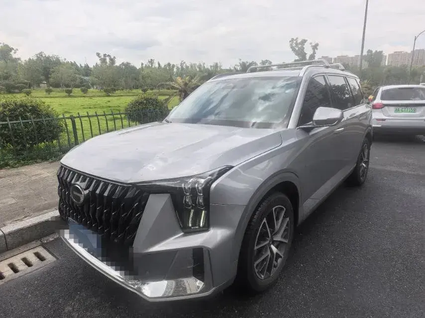 2022 GAC Trumpchi GS8 2.0T 190HP L4 E-CVT Hybrid