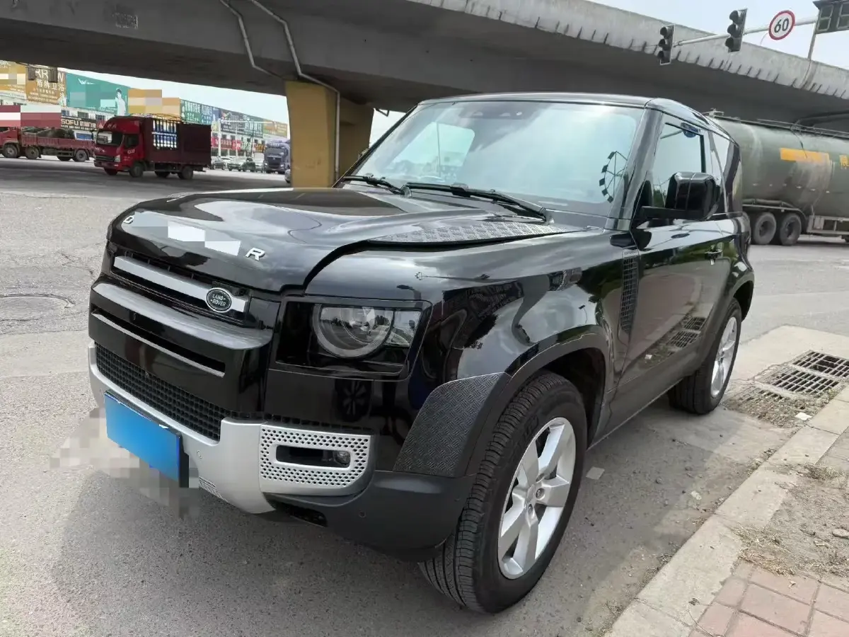 2024 Land Rover Defender 3.0T 400HP L6 8AT