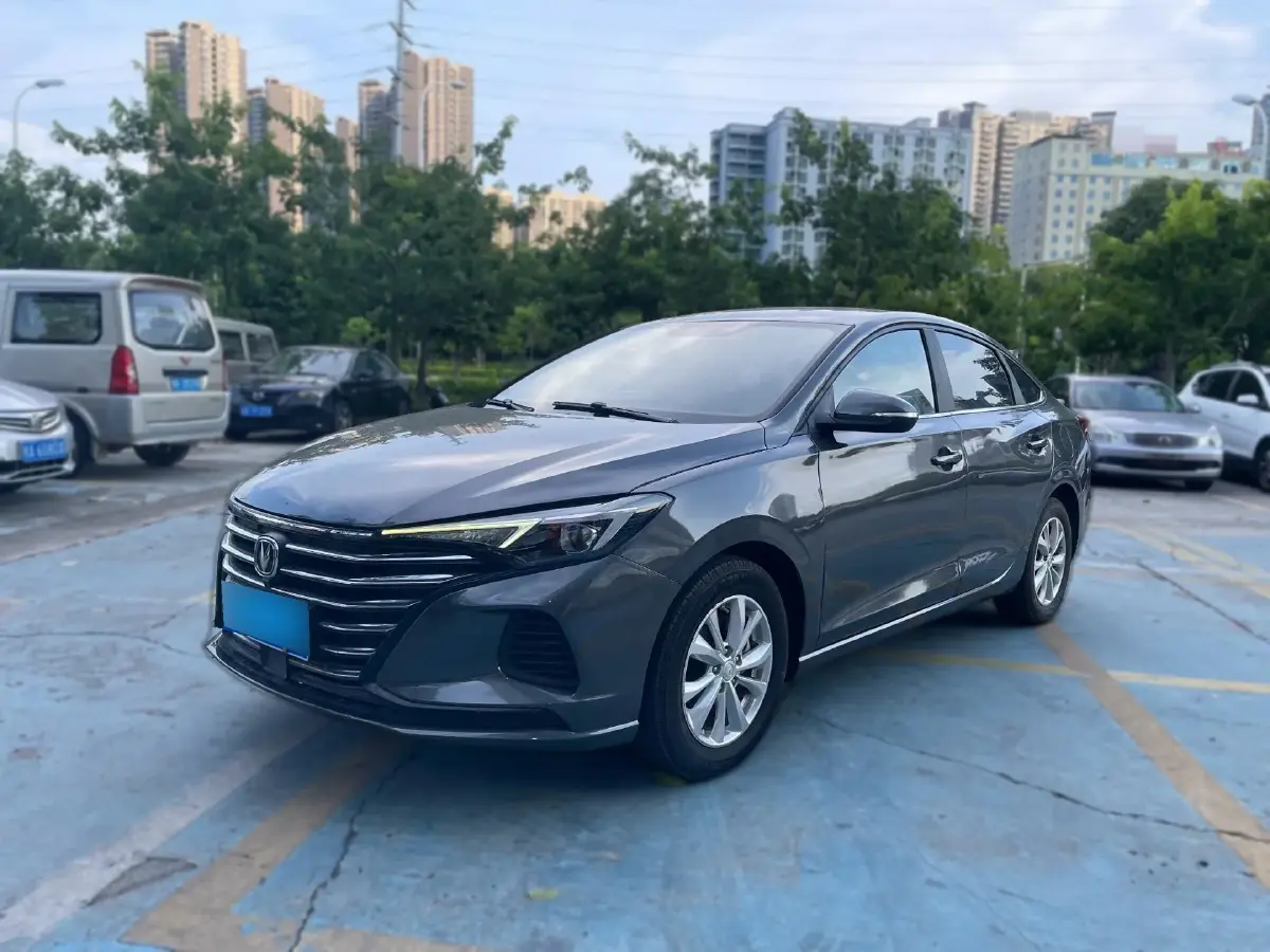 2022 ChangAn Eado 1.6L 128HP L4 5MT