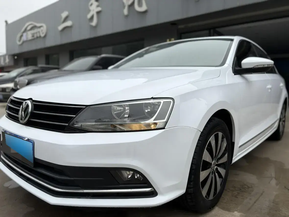 2017 Volkswagen Sagitar 1.6L 110HP L4 6AT