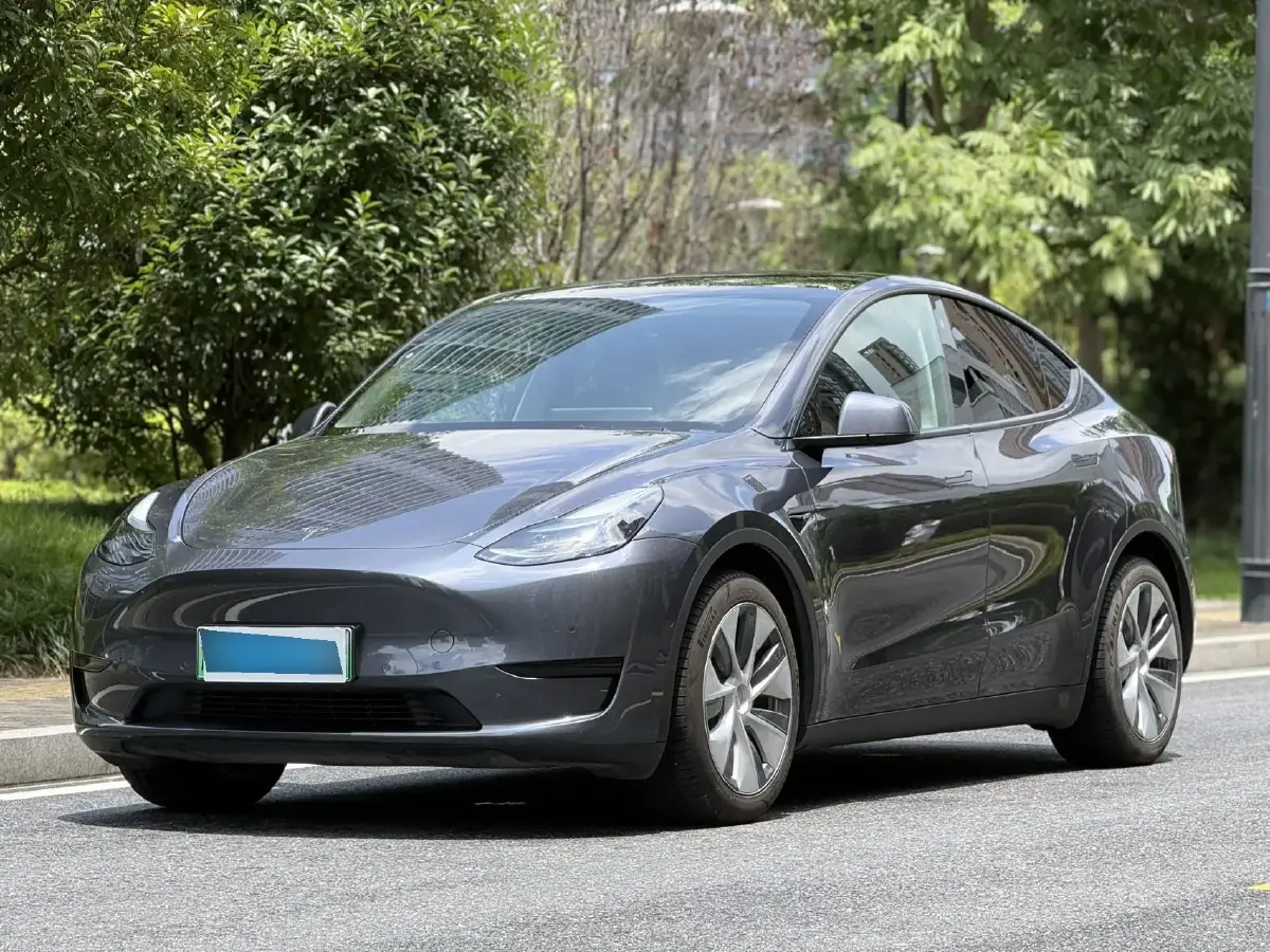 2022 Tesla Model Y BEV 60KWH