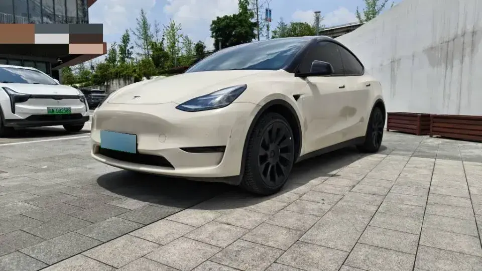 2021 Tesla Model Y BEV 60KWH