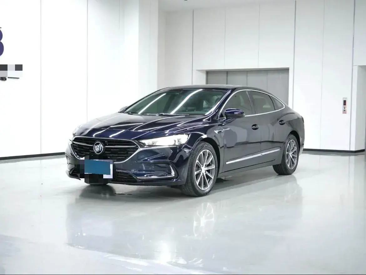 2022 Buick Larcosse 2.0T 237HP L4 9AT