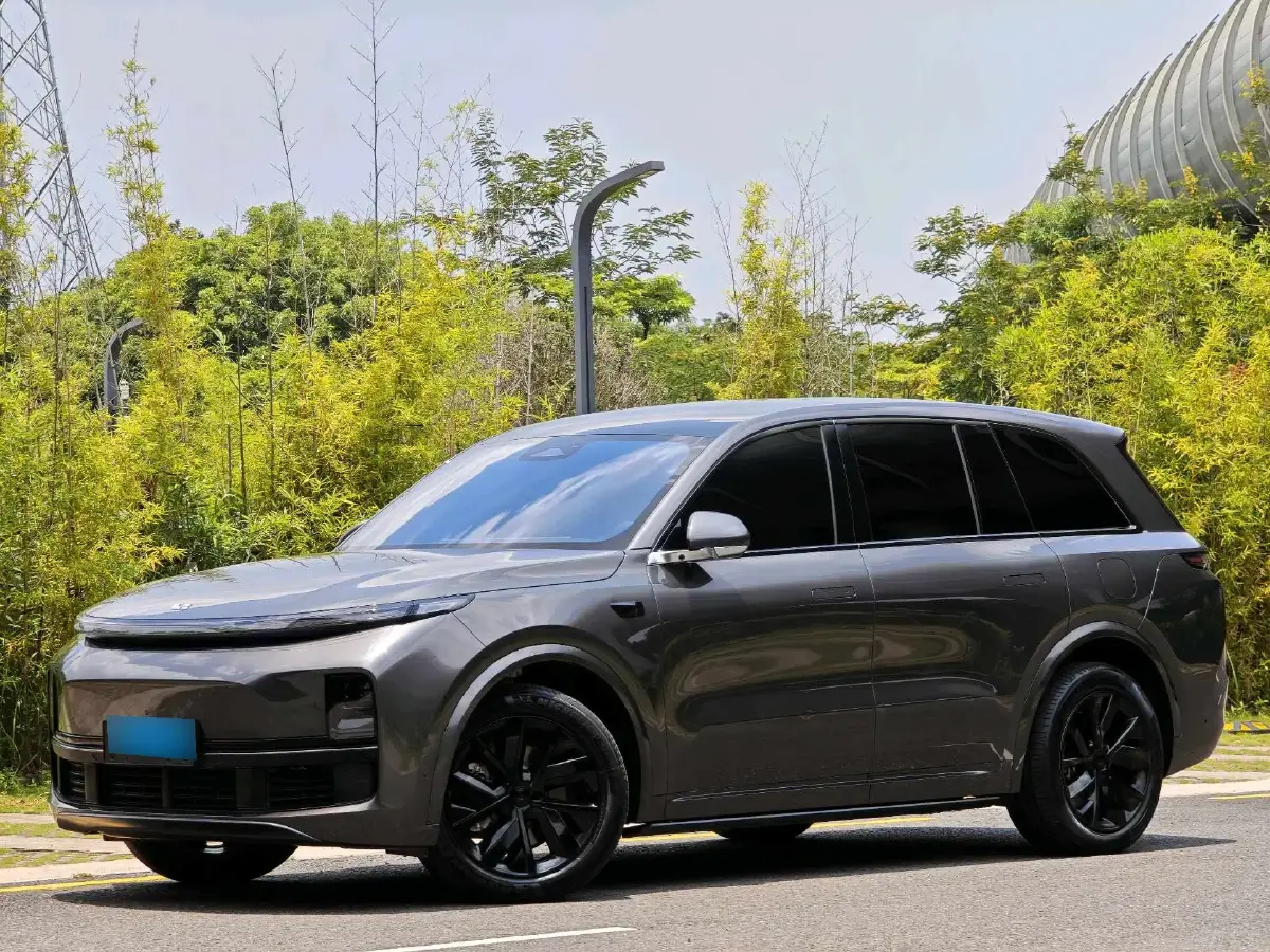 2023 Li L8 Range Extended 154HP REEV 40.9KWH