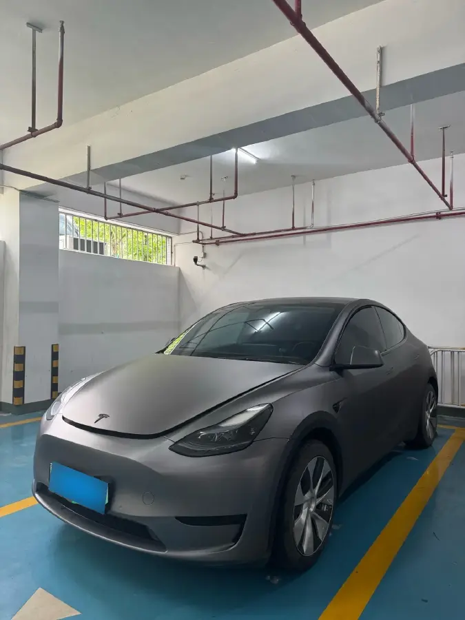 2022 Tesla Model Y BEV 60KWH