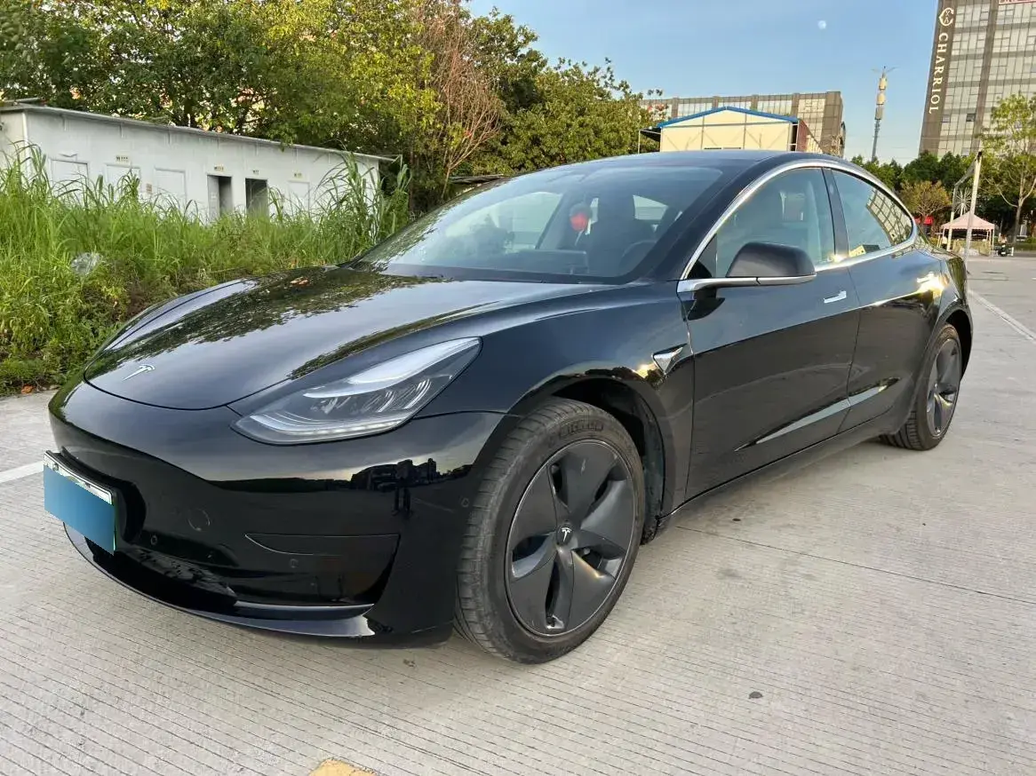 2019 Tesla Model 3 BEV 52KWH