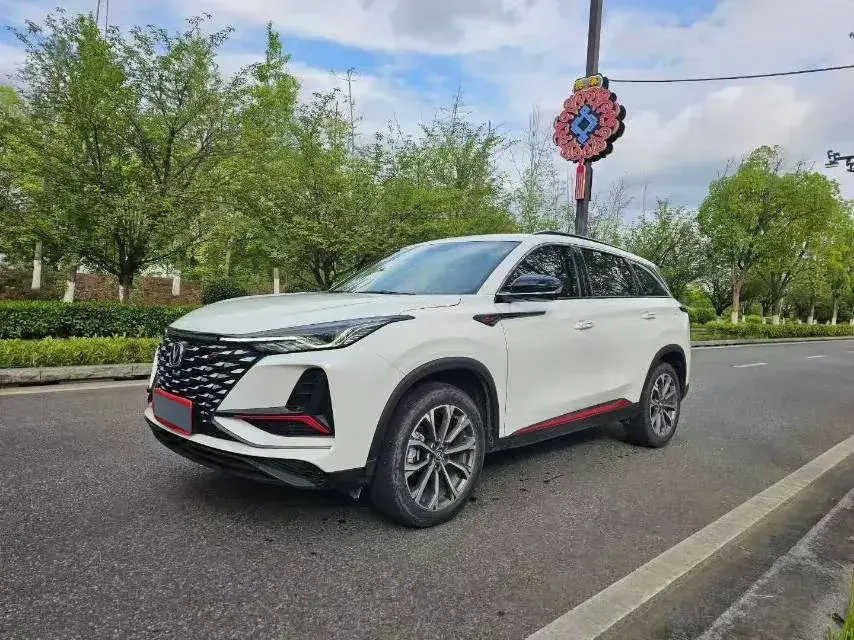 2020 ChangAn CS75 Plus 2.0T 233HP L4 8AT