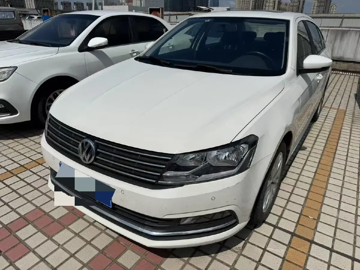 2017 Volkswagen Lavida 1.6L 110HP L4 6AT