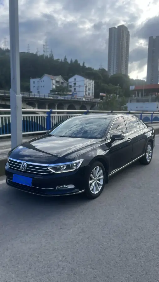 2019 Volkswagen Magotan 2.0T 186HP L4 7DCT
