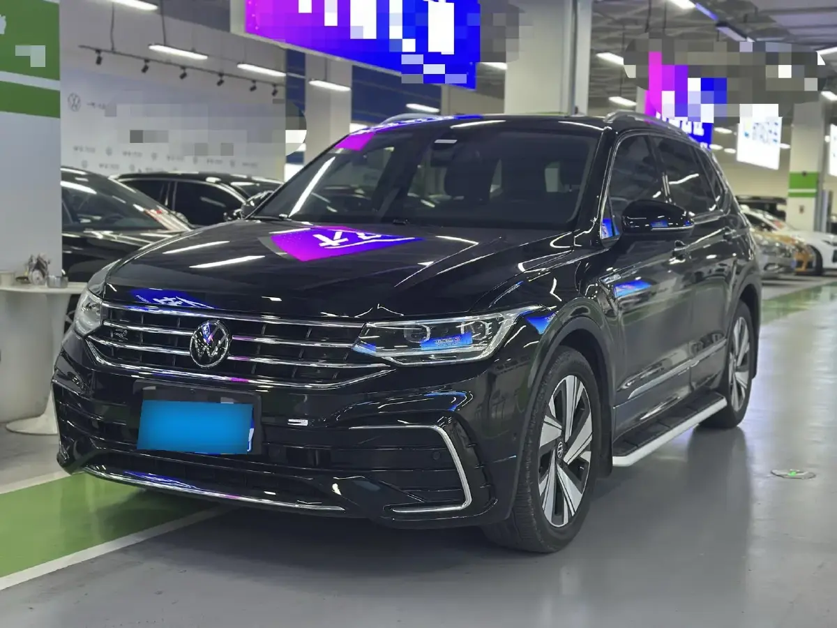 2023 Volkswagen Tiguan L 2.0T 186HP L4 7DCT