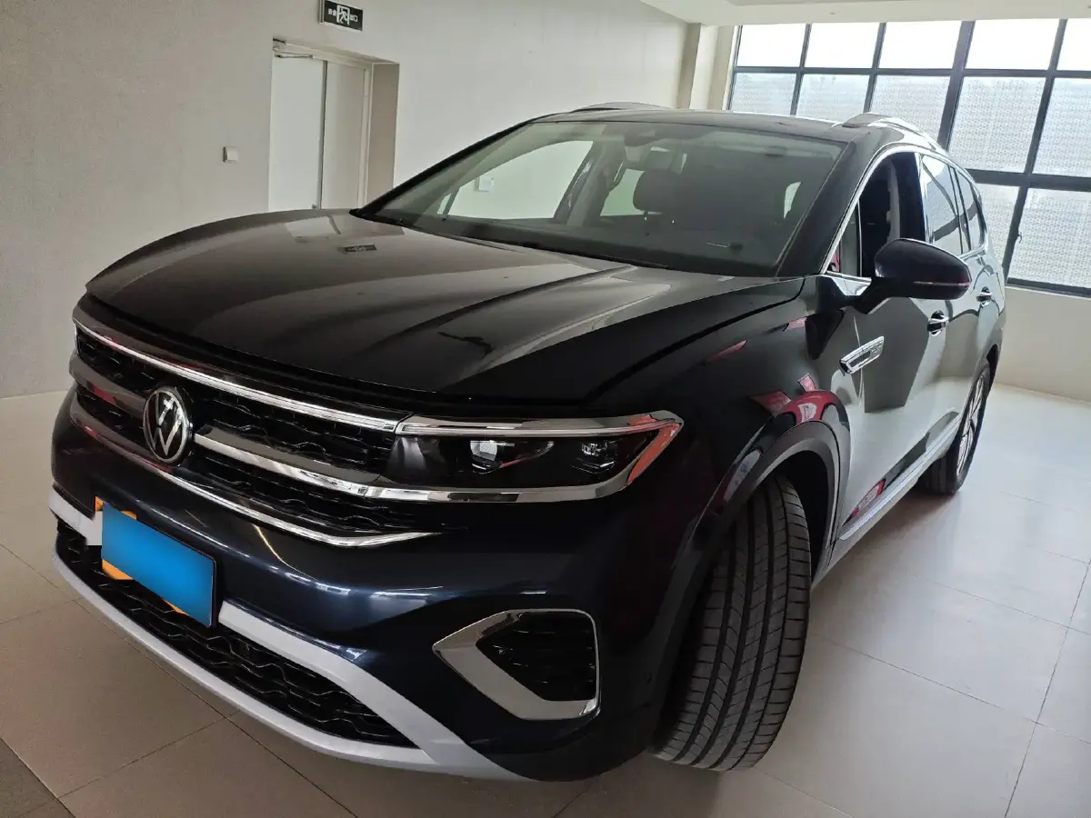 2022 Volkswagen Talagon 2.0T 220HP L4 7DCT