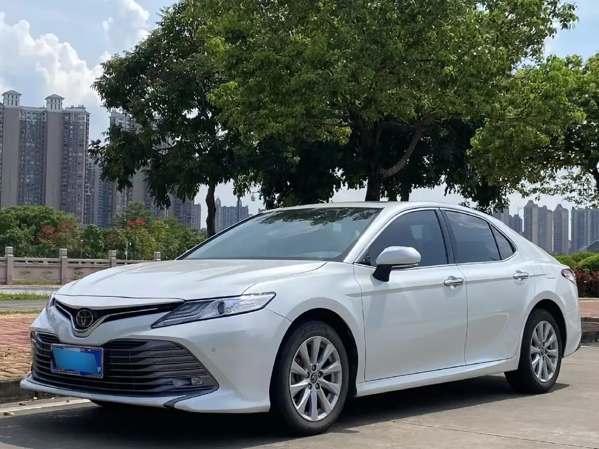 2019 Toyota Camry 2.0L 178HP L4 CVT