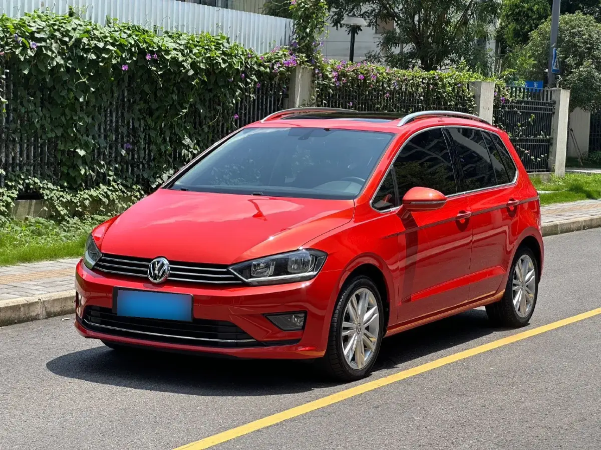 2018 Volkswagen Golf Sportsvan 1.4T 131HP L4 7DCT