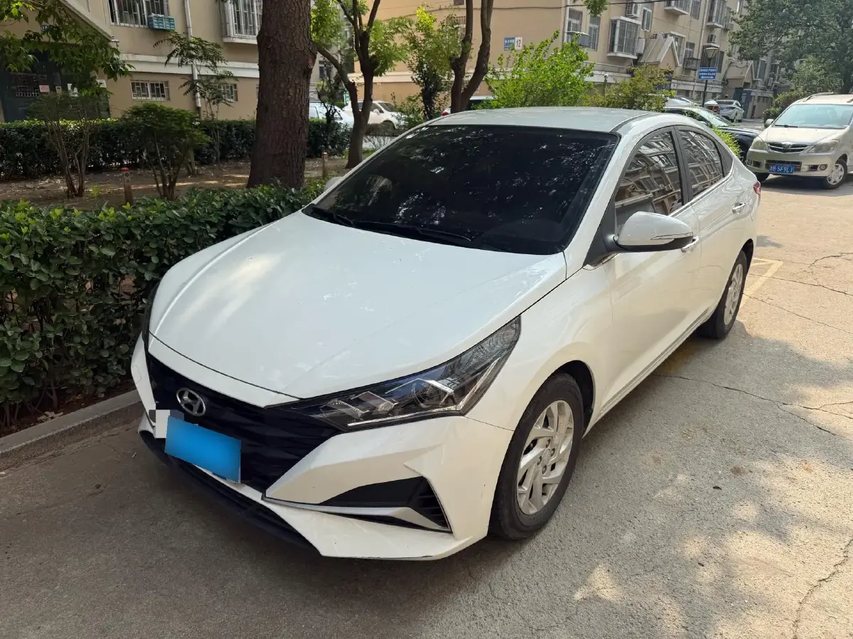 2020 Hyundai Verna 1.4L 100HP L4 6MT