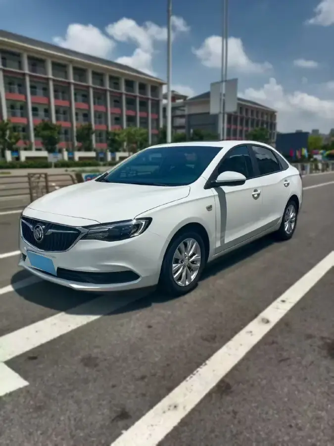 2020 Buick Regal 2.0T 237HP L4 9AT