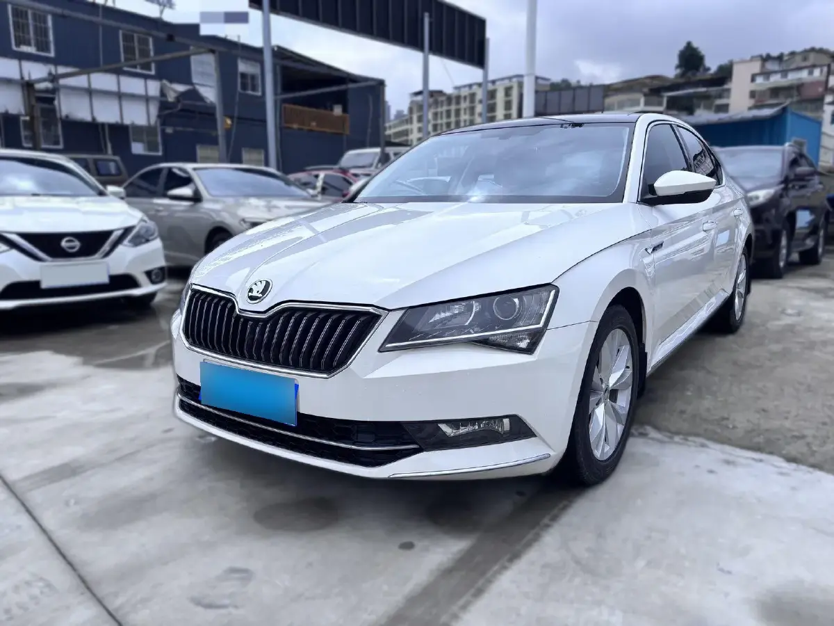 2018 Skoda Superb 1.4T 150HP L4 7DCT