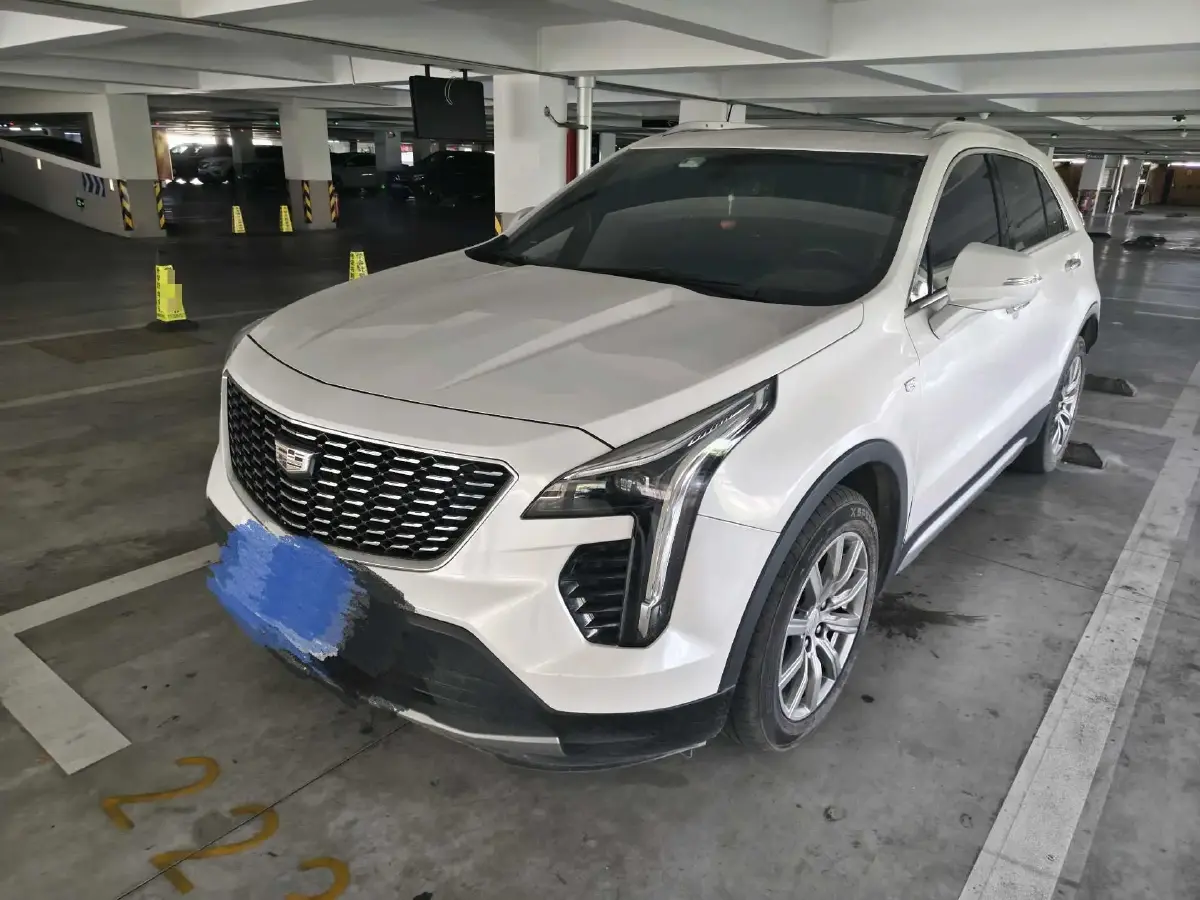 2020 Cadillac XT4 2.0T 241HP L4 9AT