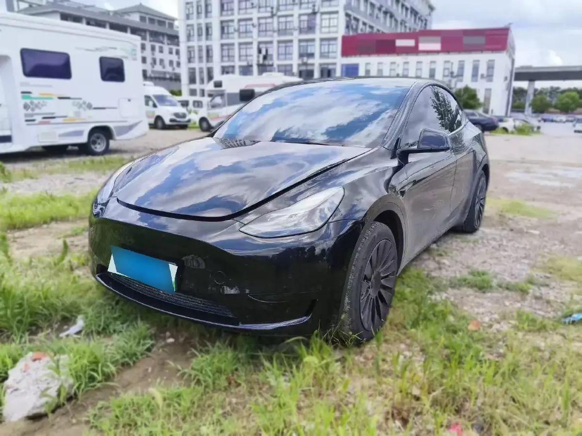 2022 Tesla Model Y BEV 60KWH