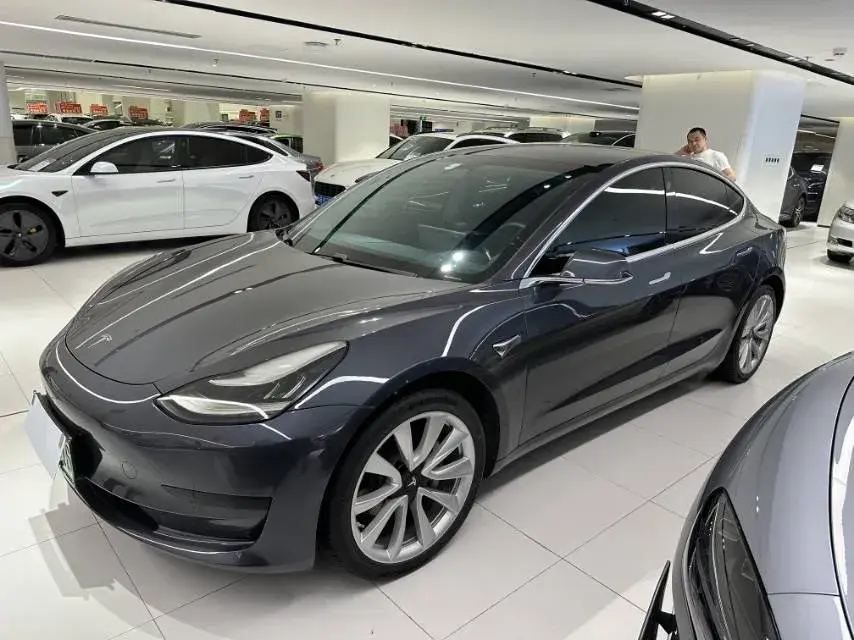 2020 Tesla Model 3 BEV 52KWH