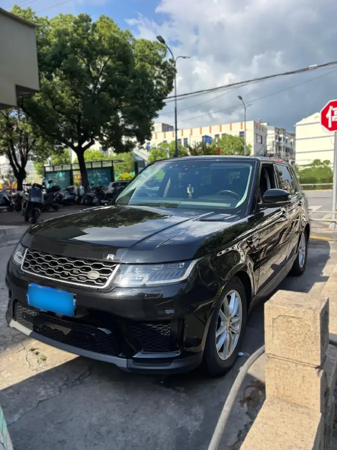 2019 Land Rover Range Rover Sport 3.0T 340HP V6 8AT