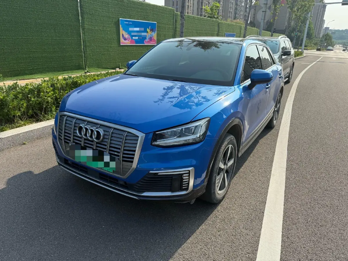 2019 Audi Q2L e-tron BEV 39.7KWH