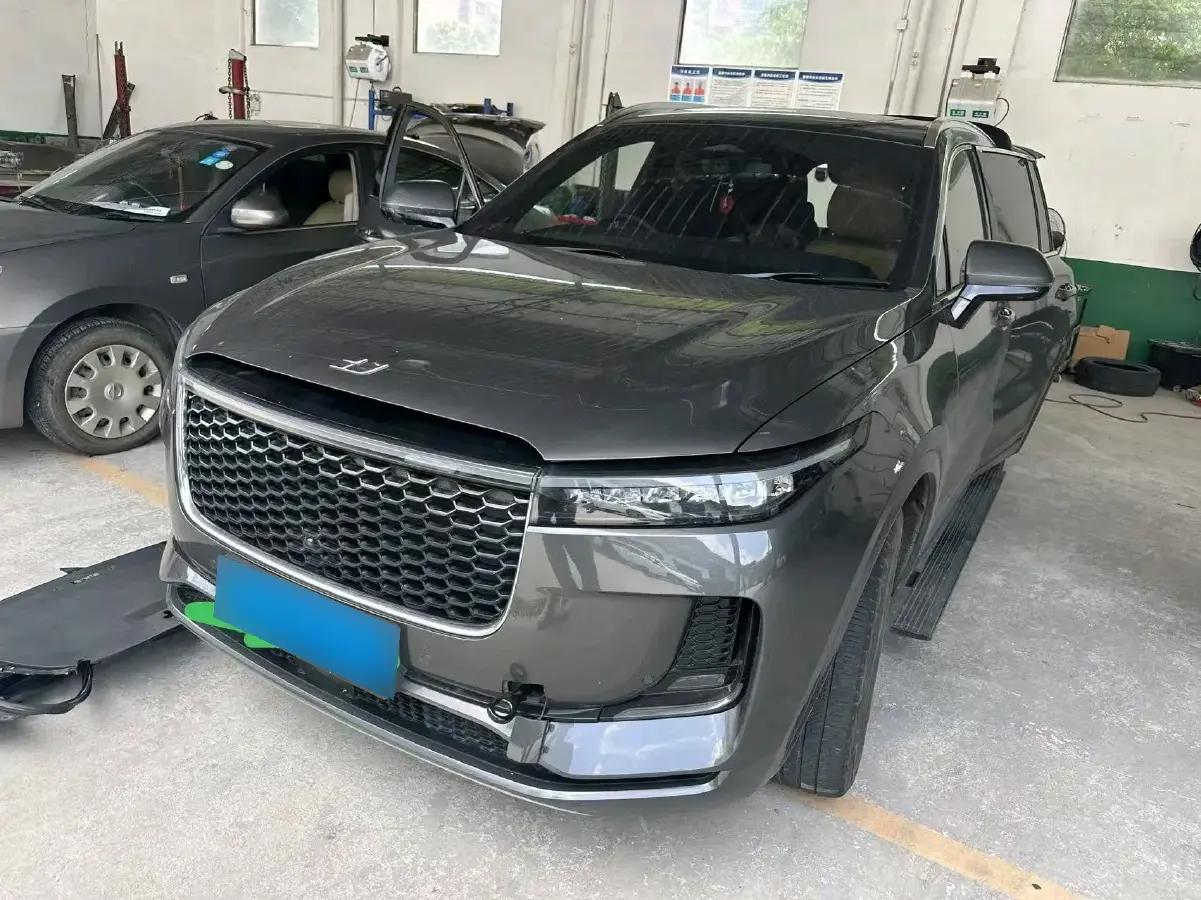 2021 Li ONE Range Extended 131HP REEV 40.5KWH