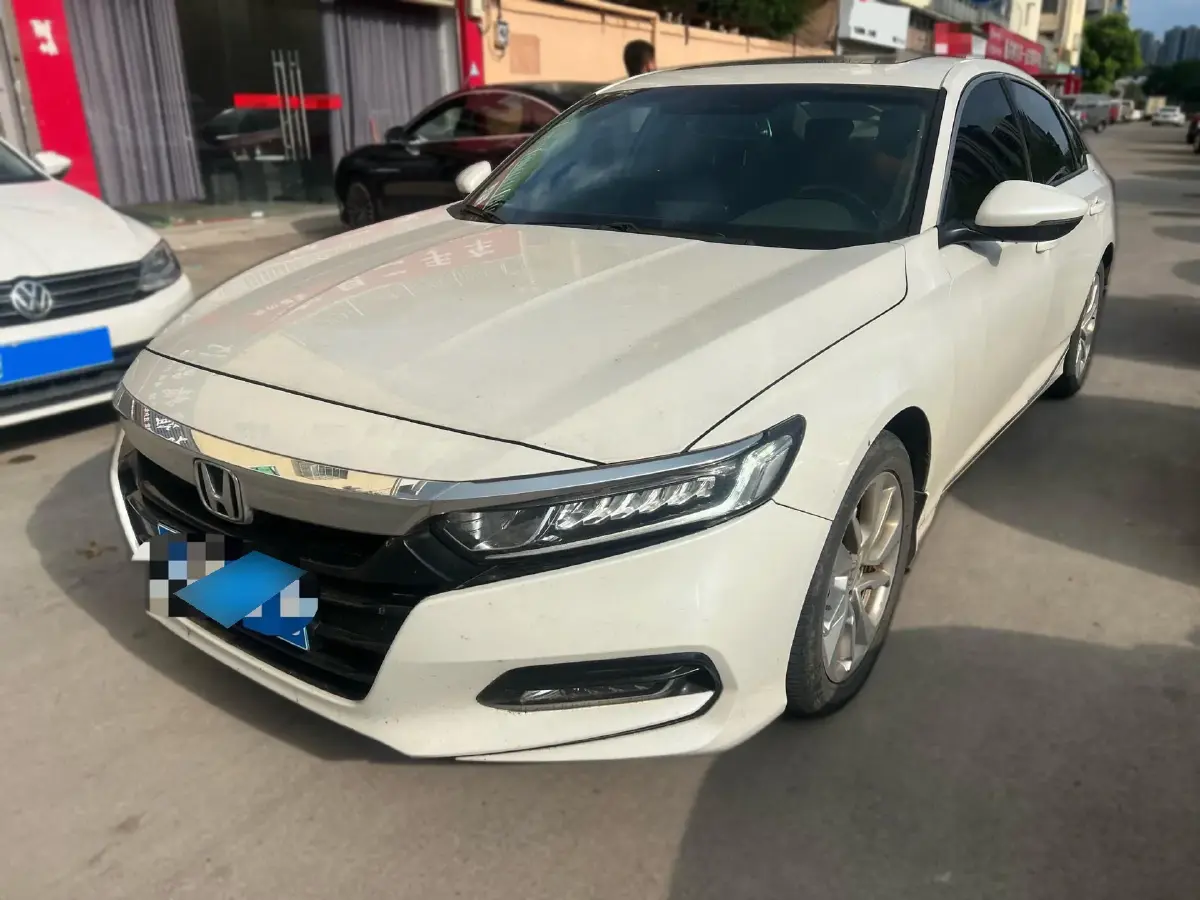 2018 Honda Accord 1.5T 194HP L4 CVT