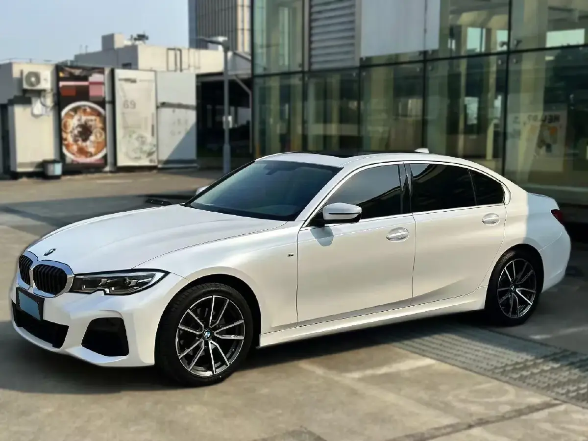 2021 BMW 3 Series 2.0T 156HP L4 8AT