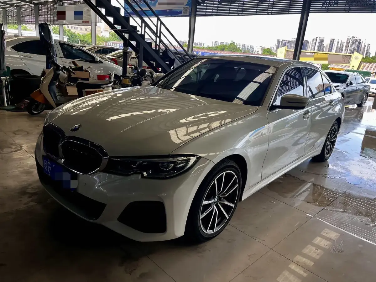 2021 BMW 3 Series 2.0T 156HP L4 8AT
