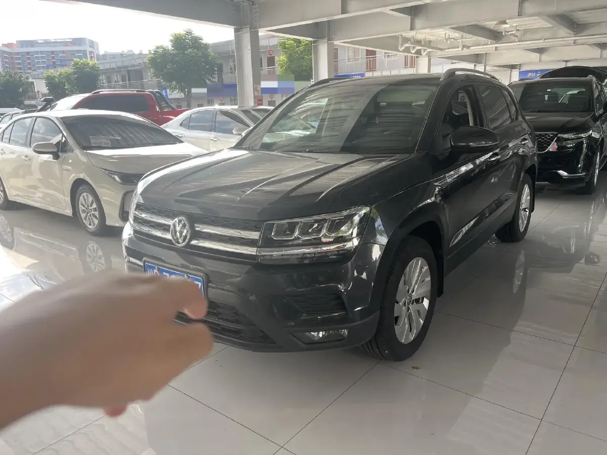 2019 Volkswagen Tharu 1.4T 150HP L4 7DCT