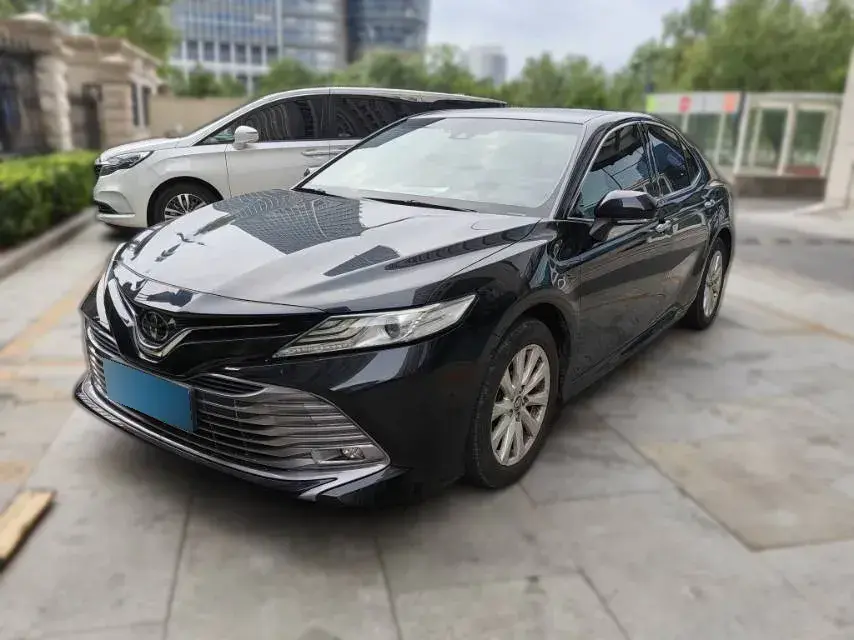 2019 Toyota Camry 2.0L 178HP L4 CVT