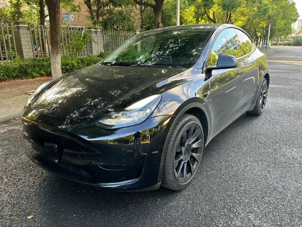 2022 Tesla Model Y BEV 60KWH